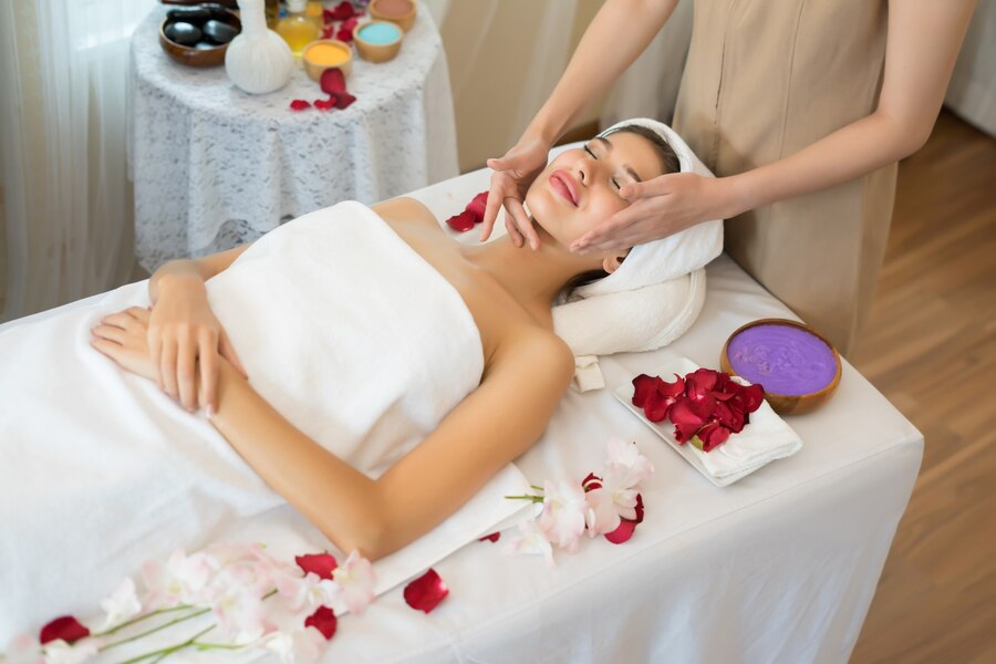 traditional-oriental-massage-therapy-beauty-treatments-young-beautiful-have-massage-woman-spa-salon_1150-2809